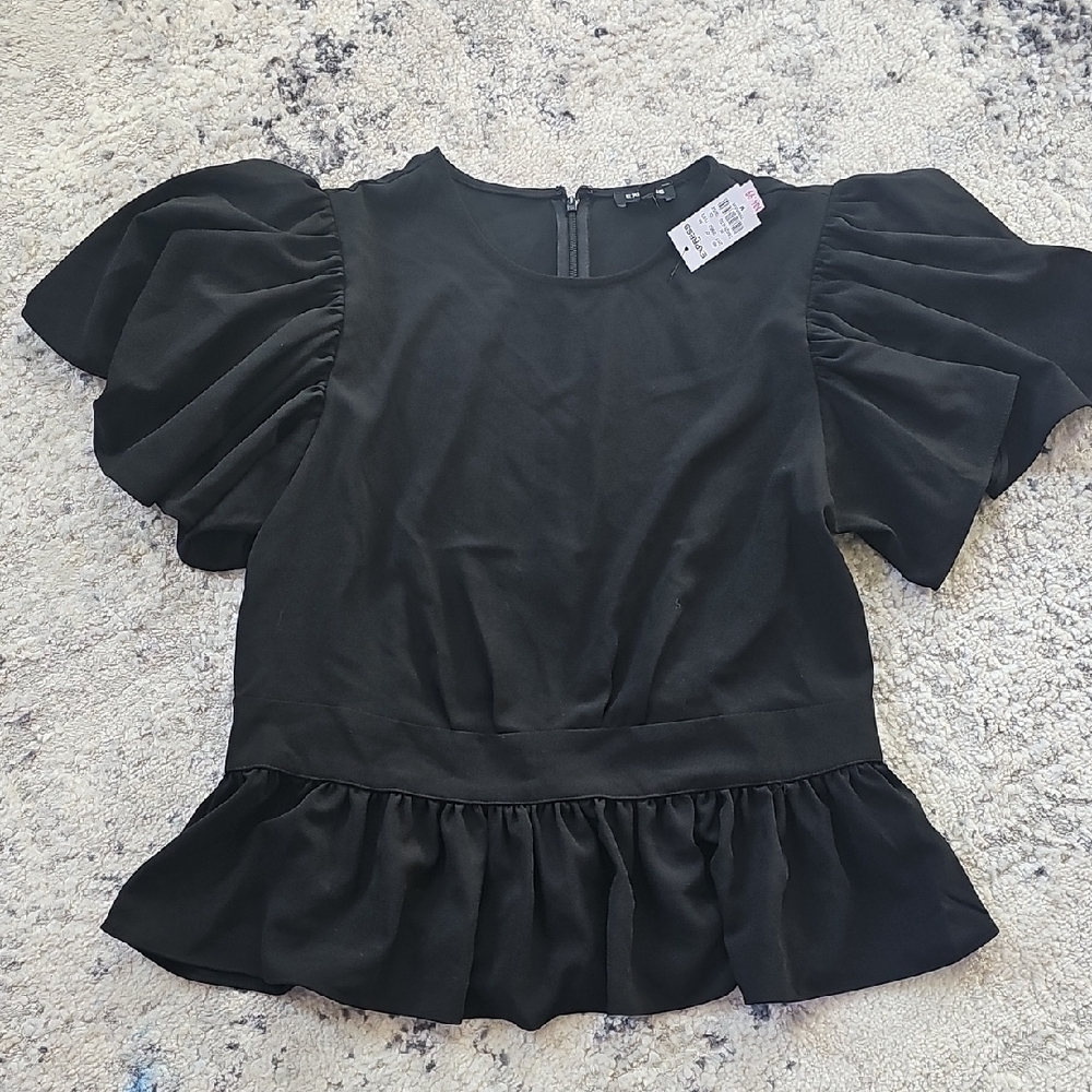 Nwt Express Ruffle Sleeve Top Size M